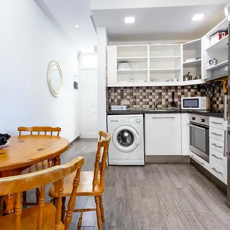Eureka Apartment *